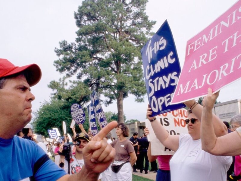2 estados presentan proyectos de ley radicales para enjuiciar a las personas embarazadas por abortos