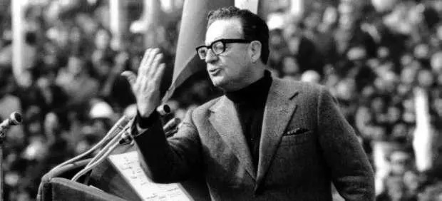 Una escalera a las estrellas: la vida y el legado de Salvador Allende - Pao de cocina radical